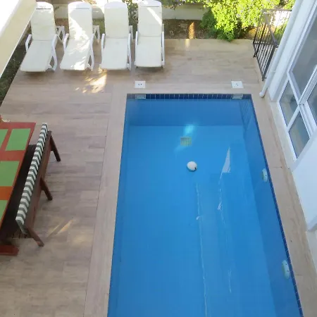 Villasevval-sleeps8-pool-bbq-ac-near Centre