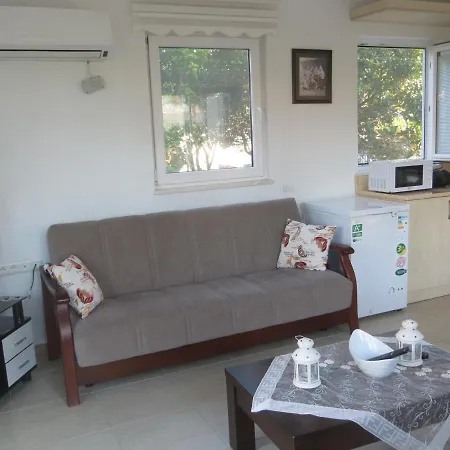 Villasevval-sleeps8-pool-bbq-ac-near Centre