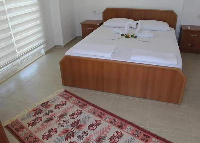 Villasevval-sleeps8-pool-bbq-ac-near Centre