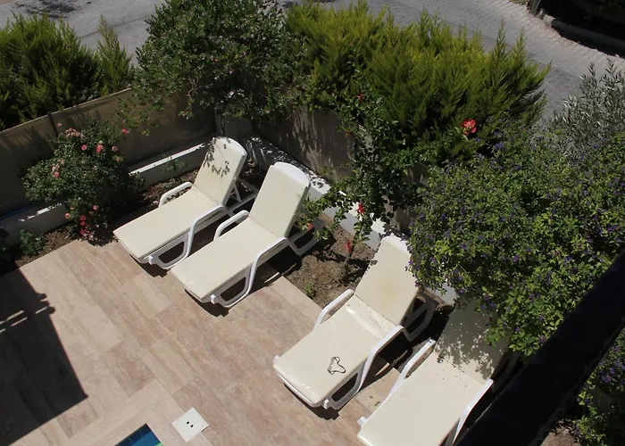 Вилла Villasevval-sleeps8-pool-bbq-ac-near Centre