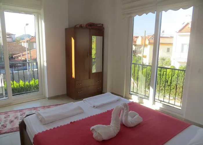 Вилла Villasevval-sleeps8-pool-bbq-ac-near Centre *